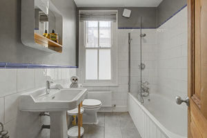 Photo 9- click for photo gallery